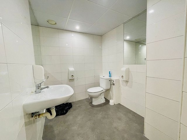 Local comercial en venta en La Nova Esquerra de l'Eixample en Barcelona - Imagen 17