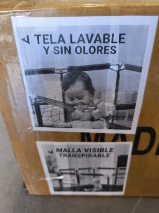 Parque infantil con accesorios