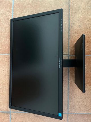Monitor panorámico TFT 21.5 " VGA DVI