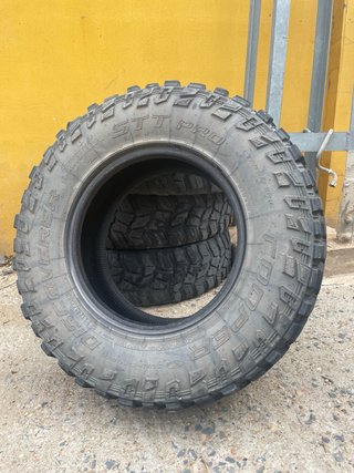 Neumáticos Cooper STT PRO 245/75R16