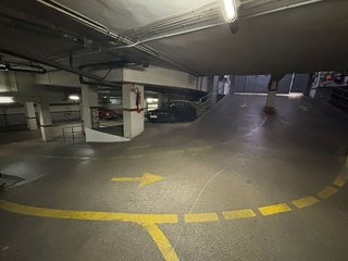 Garaje en venta en El Centre en Esplugues de Llobregat