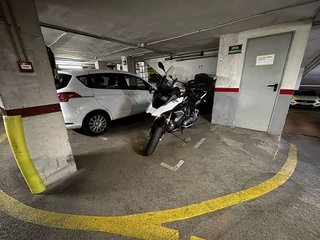 Garaje en venta en El Centre en Esplugues de Llobregat