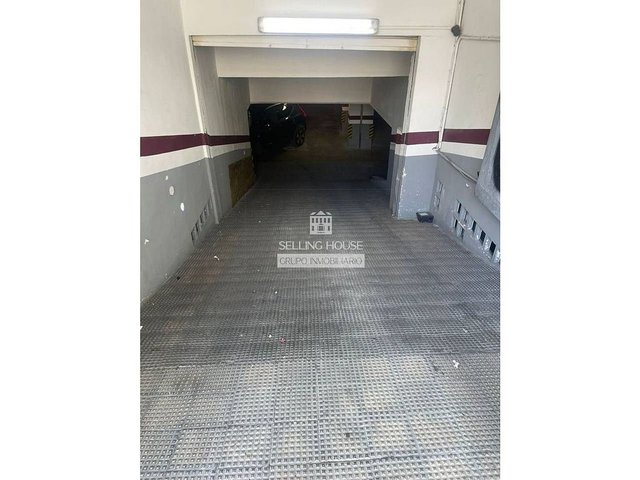 Garaje en venta en Ciutat Jardí en Valencia - Imagen 5