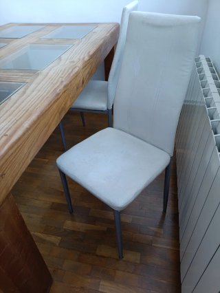 Mesa comedor madera rústica + 4 sillas