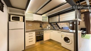 Estudio en alquiler en El Raval en Barcelona - Imagen 19