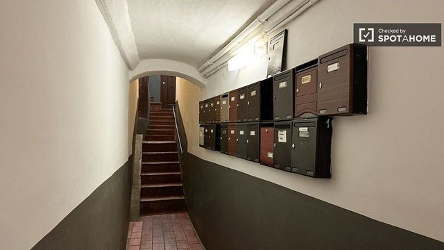 Estudio en alquiler en El Raval en Barcelona - Imagen 15