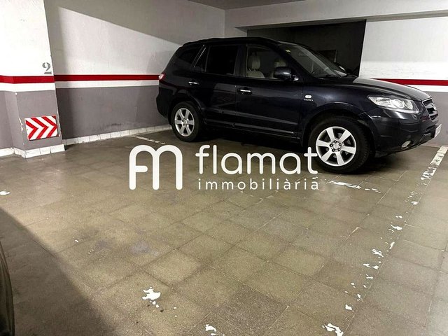 Garaje en venta en El Camp d'en Grassot i Gràcia Nova en Barcelona