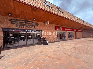 Local comercial en venta en Villalba Pueblo en Collado Villalba