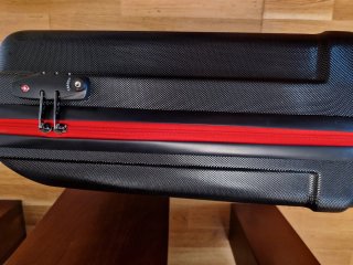 Maleta Volkswagen GTI Negra.