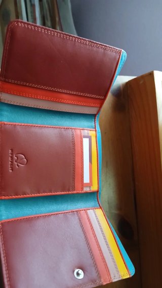 Cartera de mujer de cuero multicolor