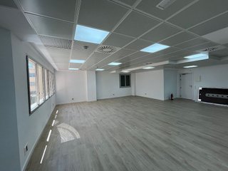 Oficina en alquiler en Les Corts en Barcelona - Imagen 19