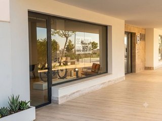 Local comercial en venta en Aljamar en Tomares