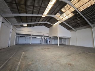 Nave industrial en alquiler en Parc Central – Parc d’Europa – La Romànica en Barbera del Vallès