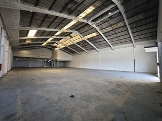 Nave industrial en alquiler en Parc Central – Parc d’Europa – La Romànica en Barbera del Vallès