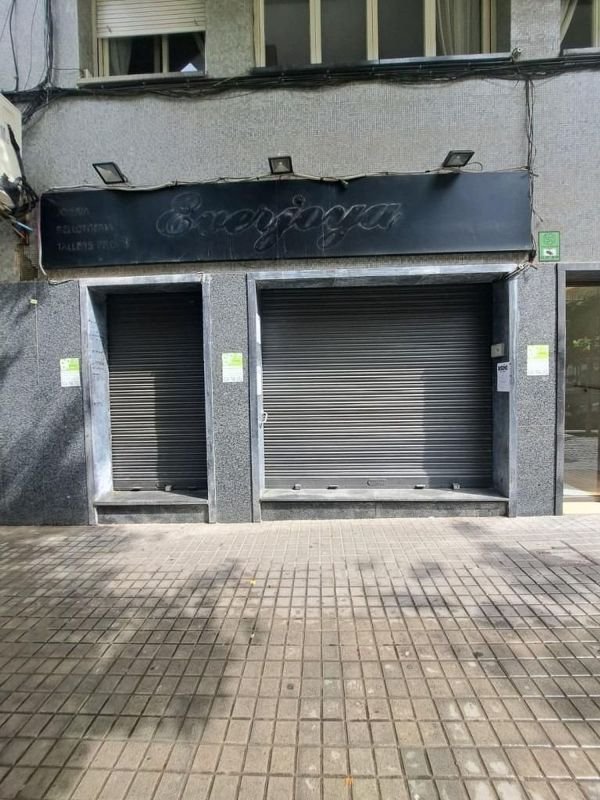 Local comercial en alquiler en El Camp de l'Arpa del Clot en Barcelona - Imagen 2
