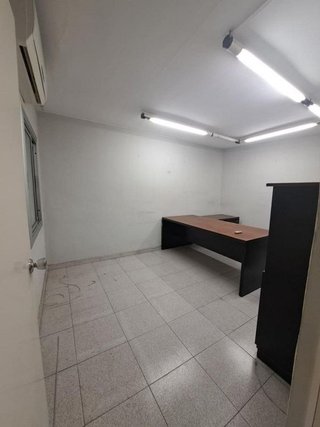Local comercial en alquiler en El Camp de l'Arpa del Clot en Barcelona - Imagen 26
