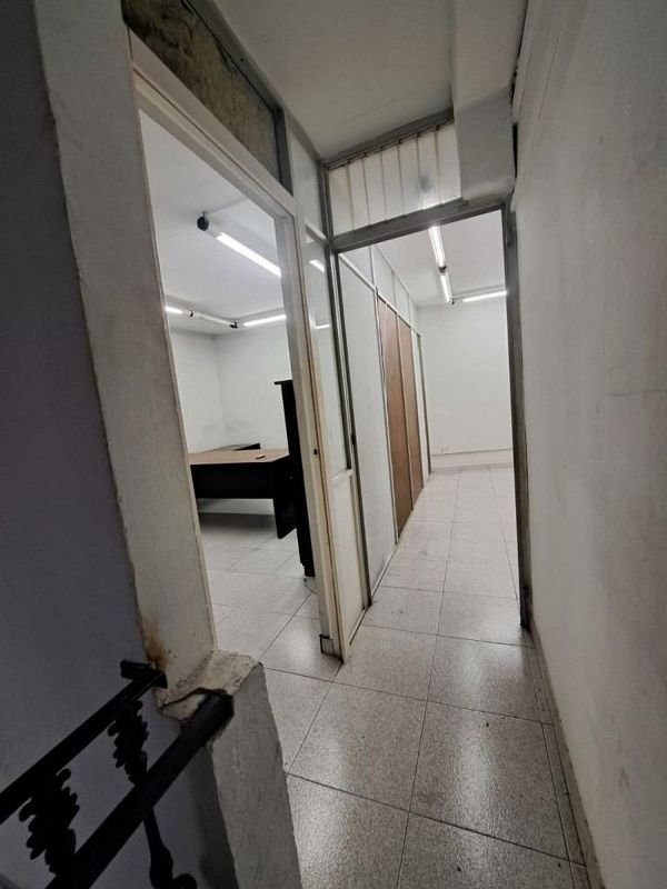 Local comercial en alquiler en El Camp de l'Arpa del Clot en Barcelona - Imagen 11