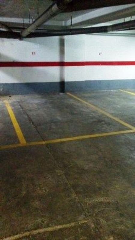 Garaje en alquiler en Campanar en Valencia - Imagen 4