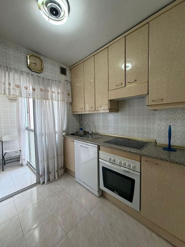 Piso en alquiler en Ventas en Madrid - Imagen 18
