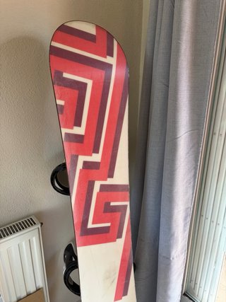 Tabla Snowboard marca Decathlon con Fijaciones