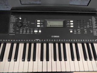 Teclado Yamaha PSR-E363
