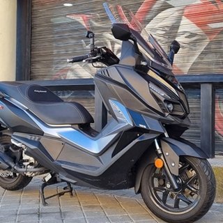 SYM Cruisym 125cc - Maxi Scooter de Ocasión