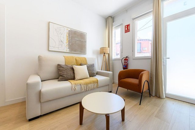 Piso en alquiler en Valdeacederas en Madrid - Imagen 5