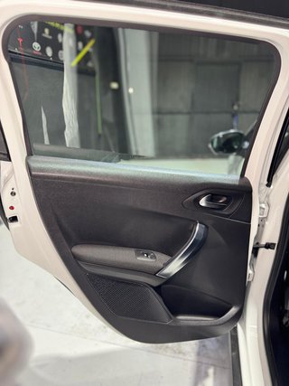PEUGEOT 2008 Style 1.6 BlueHDi 100 Cv