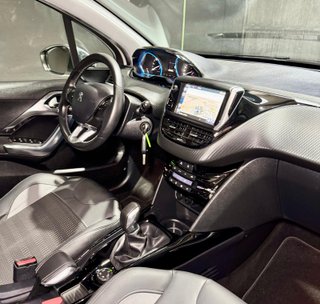 PEUGEOT 2008 Style 1.6 BlueHDi 100 Cv