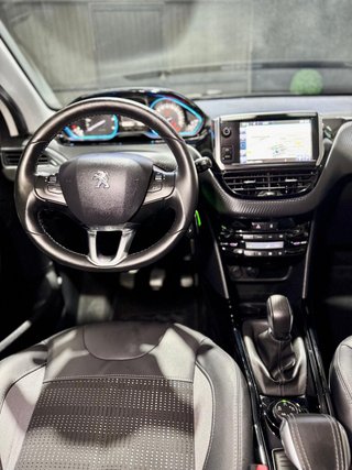 PEUGEOT 2008 Style 1.6 BlueHDi 100 Cv