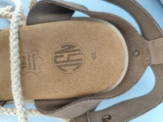 Sandalias T-39 Beige/Marrón