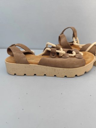 Sandalias T-39 Beige/Marrón