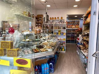 Local comercial en alquiler en Sant Josep en Hospitalet de Llobregat, L´