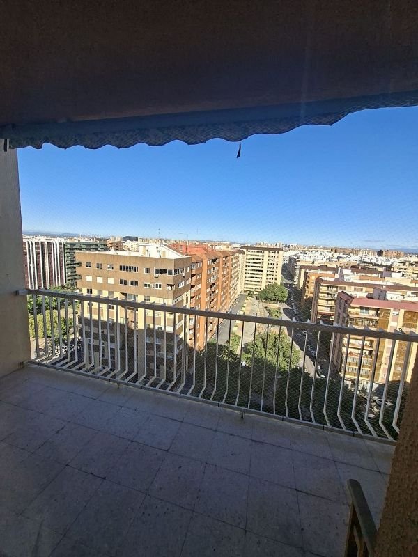 Piso en alquiler en Ciutat Jardí en Valencia