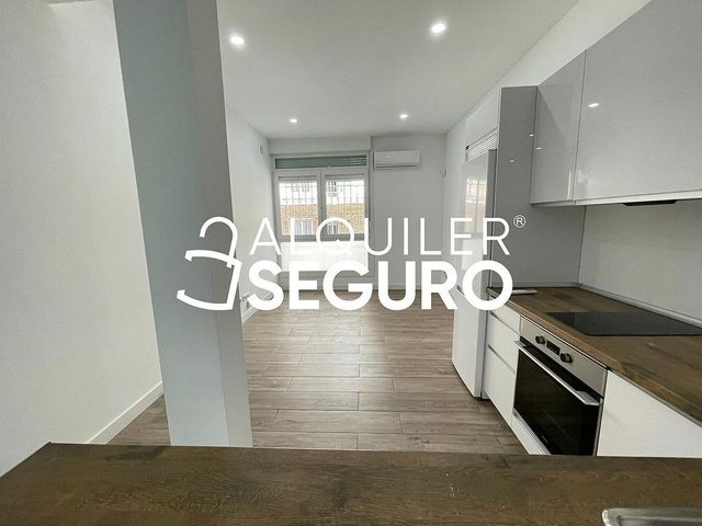 Estudio en alquiler en Pradolongo en Madrid - Imagen 7