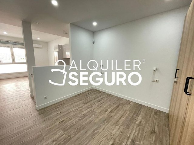 Estudio en alquiler en Pradolongo en Madrid - Imagen 9