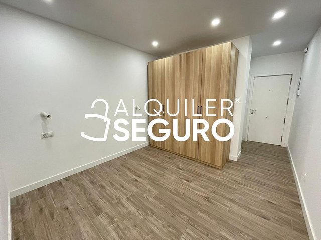 Estudio en alquiler en Pradolongo en Madrid - Imagen 10