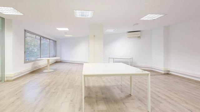 Oficina en alquiler en Les Corts en Barcelona - Imagen 7