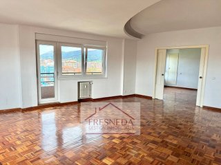 Piso en alquiler en Montecerrao en Oviedo