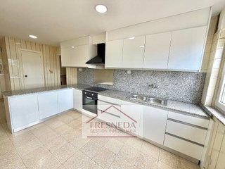Piso en alquiler en Montecerrao en Oviedo