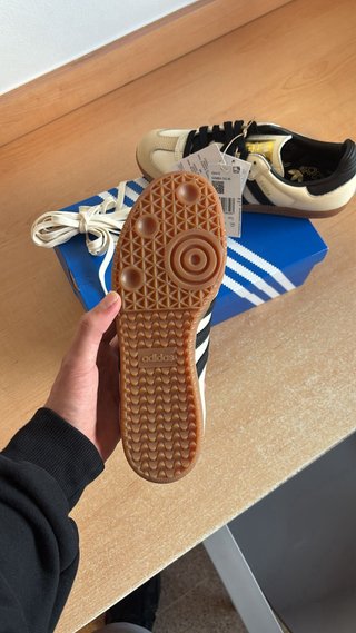 Adidas Samba Beige y Negro