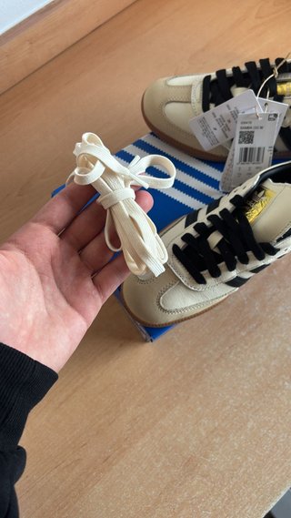 Adidas Samba Beige y Negro