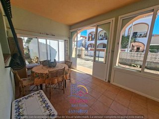 Chalet en alquiler en Oliva Playa en Oliva
