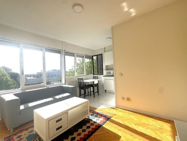 Piso en alquiler en Nueva España en Madrid - Imagen 3