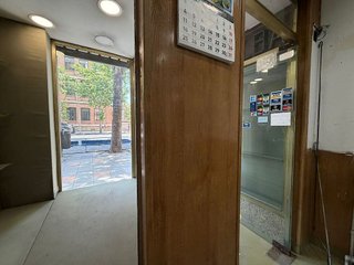 Local comercial en alquiler en Bellas Vistas en Madrid