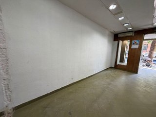 Local comercial en alquiler en Bellas Vistas en Madrid