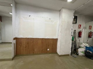 Local comercial en alquiler en Bellas Vistas en Madrid