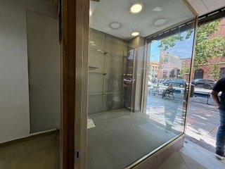 Local comercial en alquiler en Bellas Vistas en Madrid