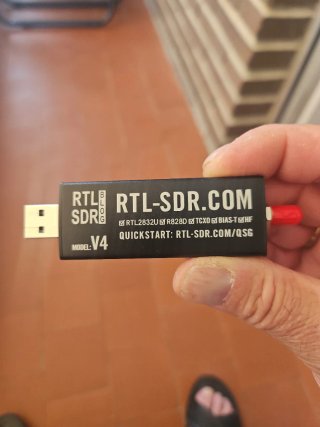 RTL-SDR V4 Módulo USB con Antena nuevo funciona ok