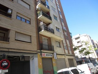 Local comercial en alquiler en Las Fuentes en Zaragoza